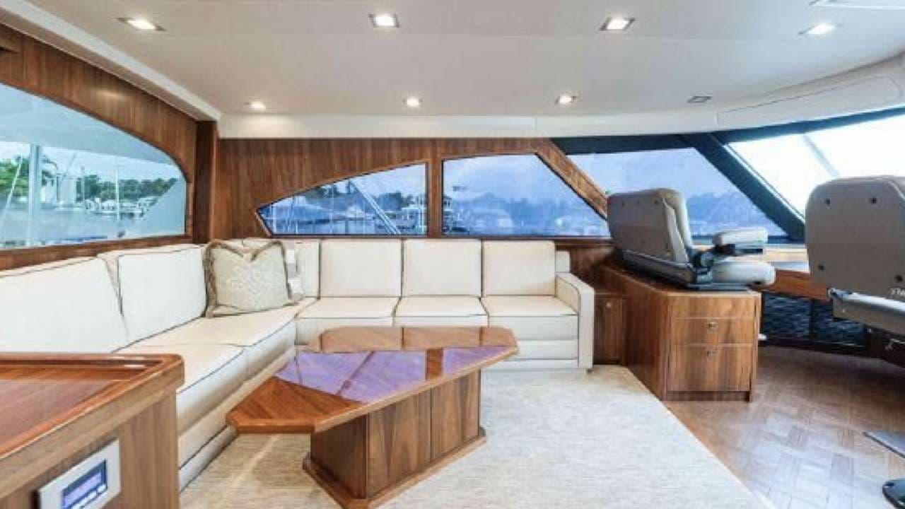 yachtPic4