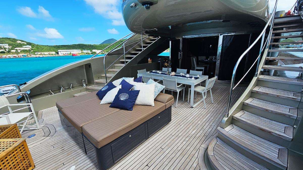 yachtPic12