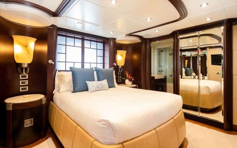 DE LISLE III - Image 8