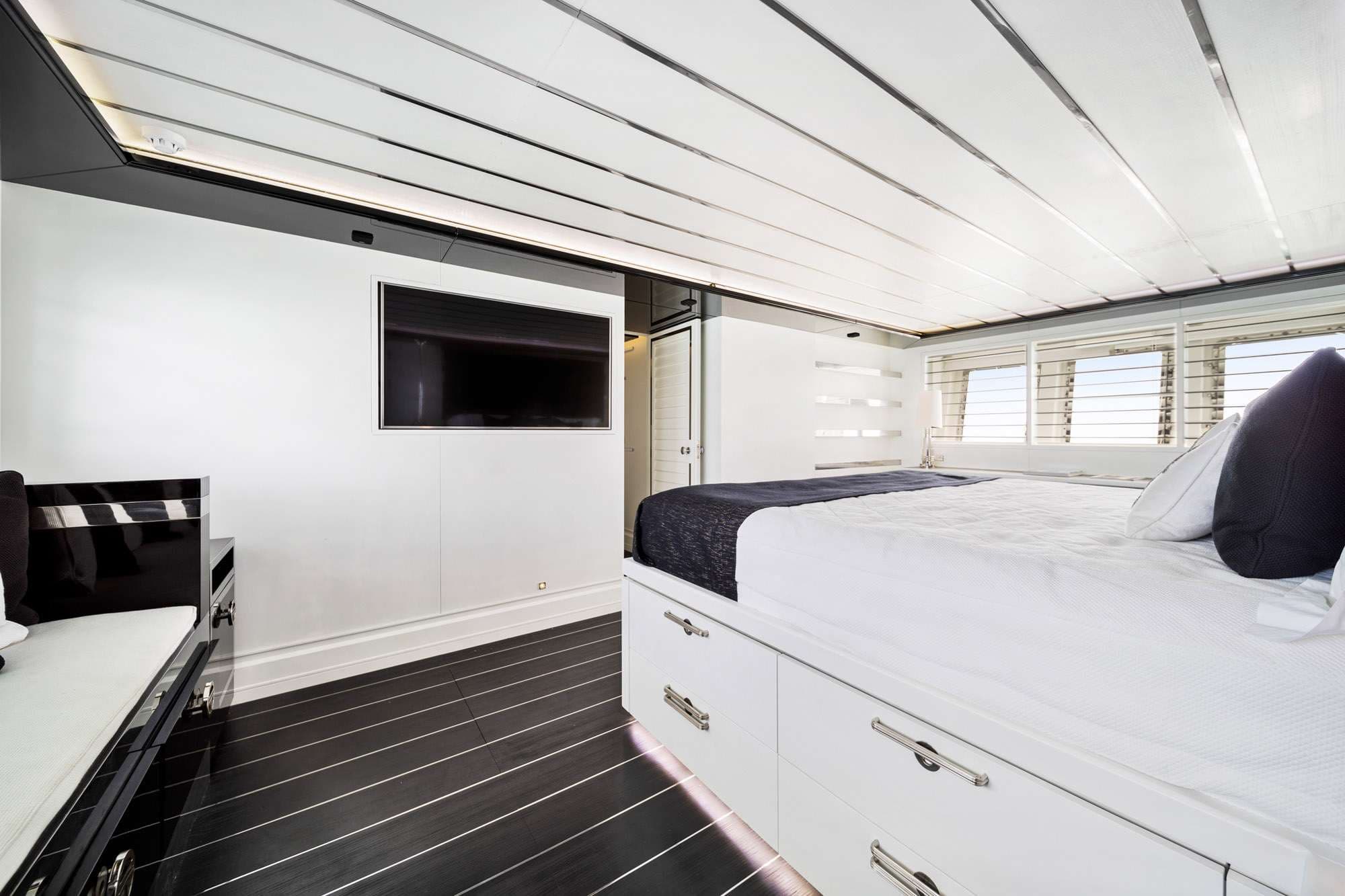 120 DOUBLE SHOT - Image 9