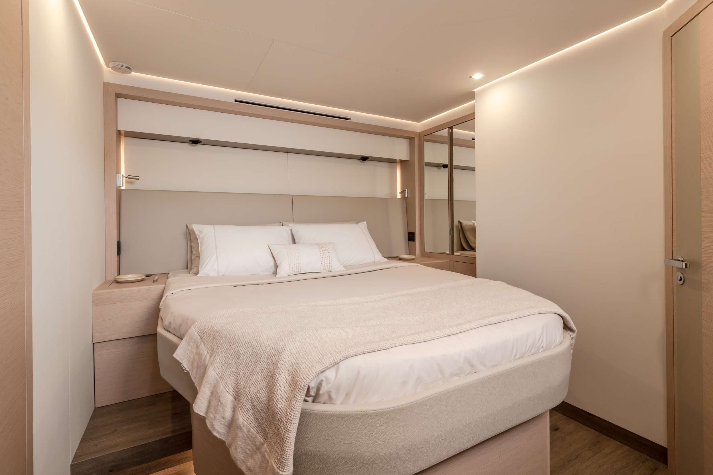 SERENISSIMA III - Image 11