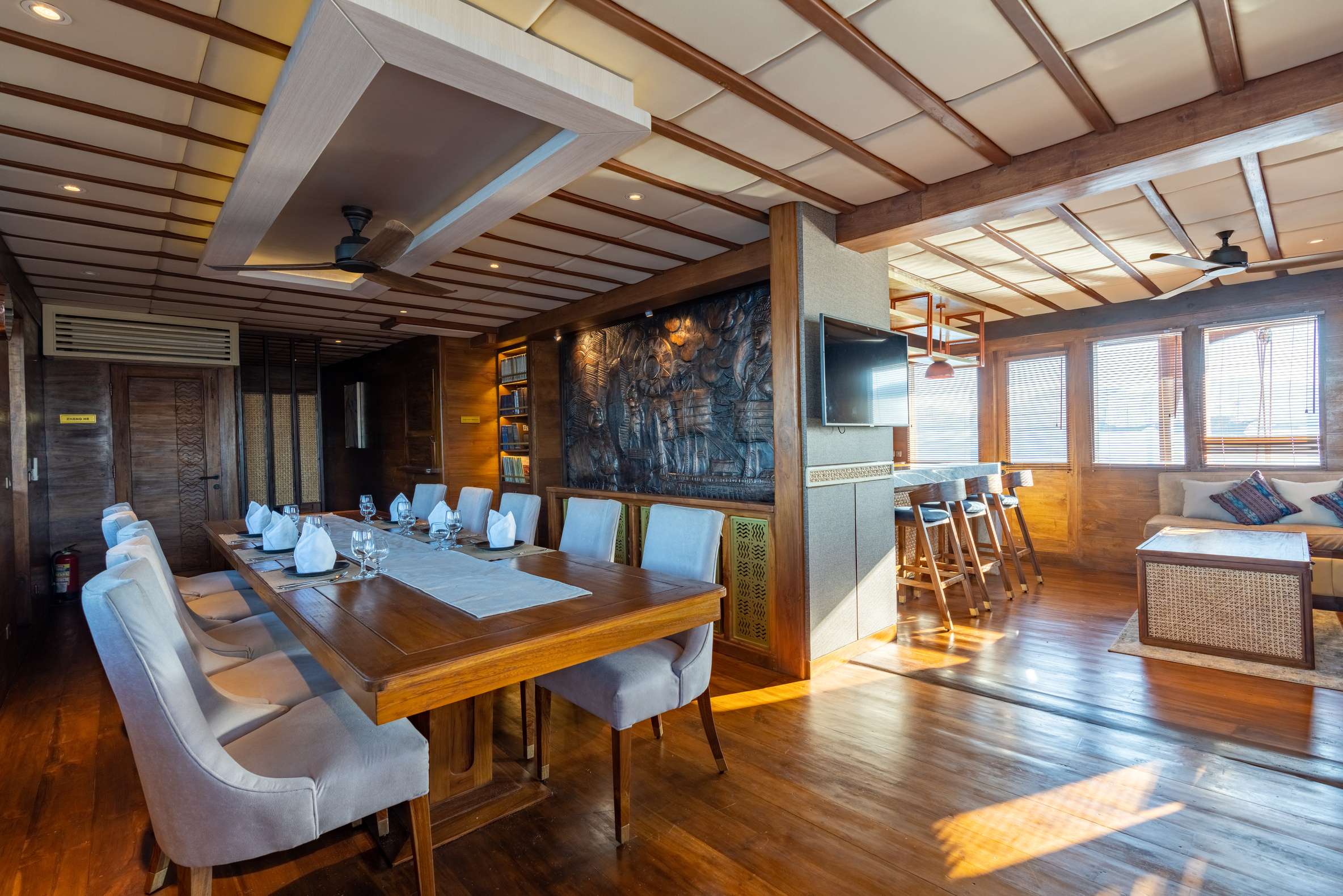 THE MAJ OCEANIC - Image 2